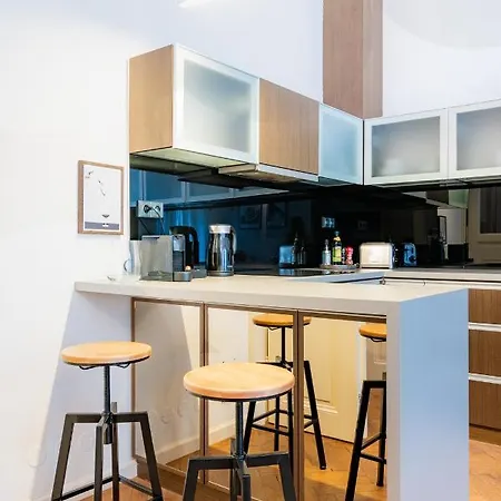 פראג Elegant Paris Ave Apartment With A Terrace מראה חיצוני תמונה